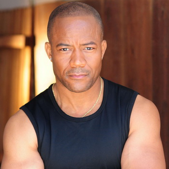 Mark Hicks Biography